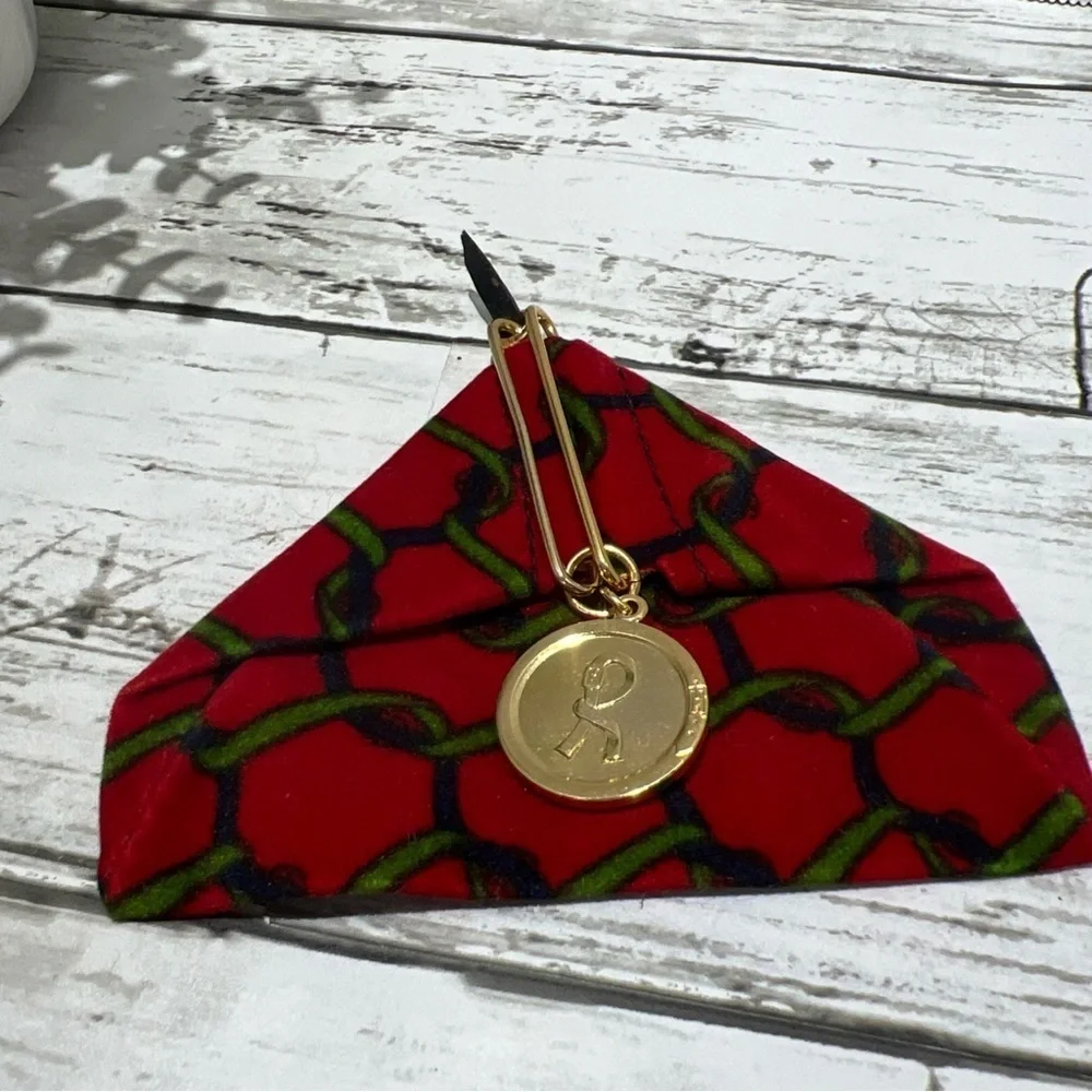 Roberta di Camerino Red and Green Velvet Keychain